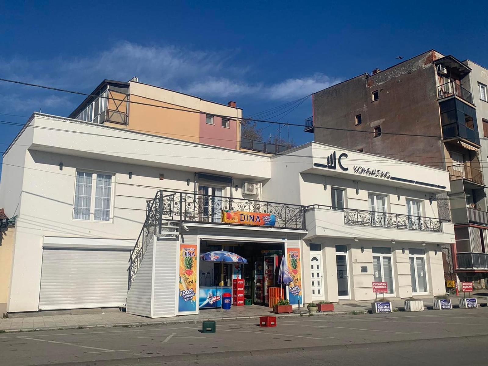 Dina Lux Apartman Jagodina Exterior foto
